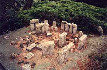 earthwood-near-stonehenge