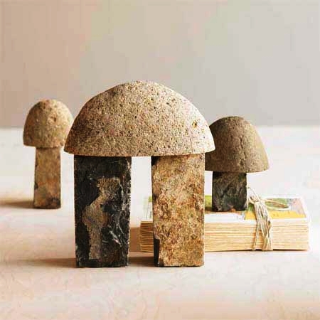 mushroom-stonehenge mushroom-stonehenge