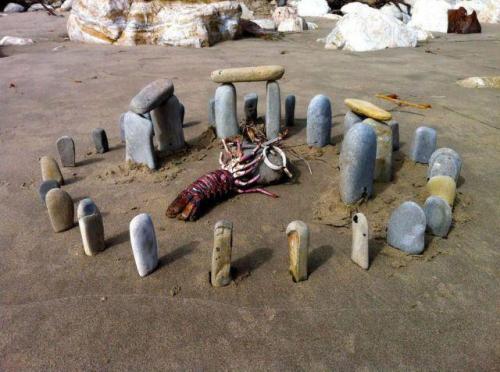 Photo posted by Bob Carlson, not sure who did the henging